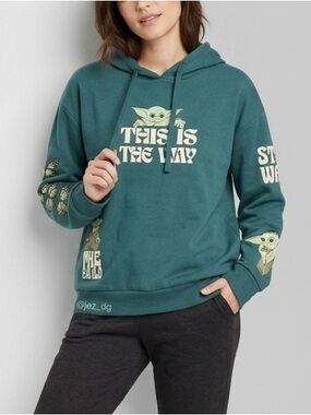 C018 NWT STAR WARS Baby Yoda Hoodie